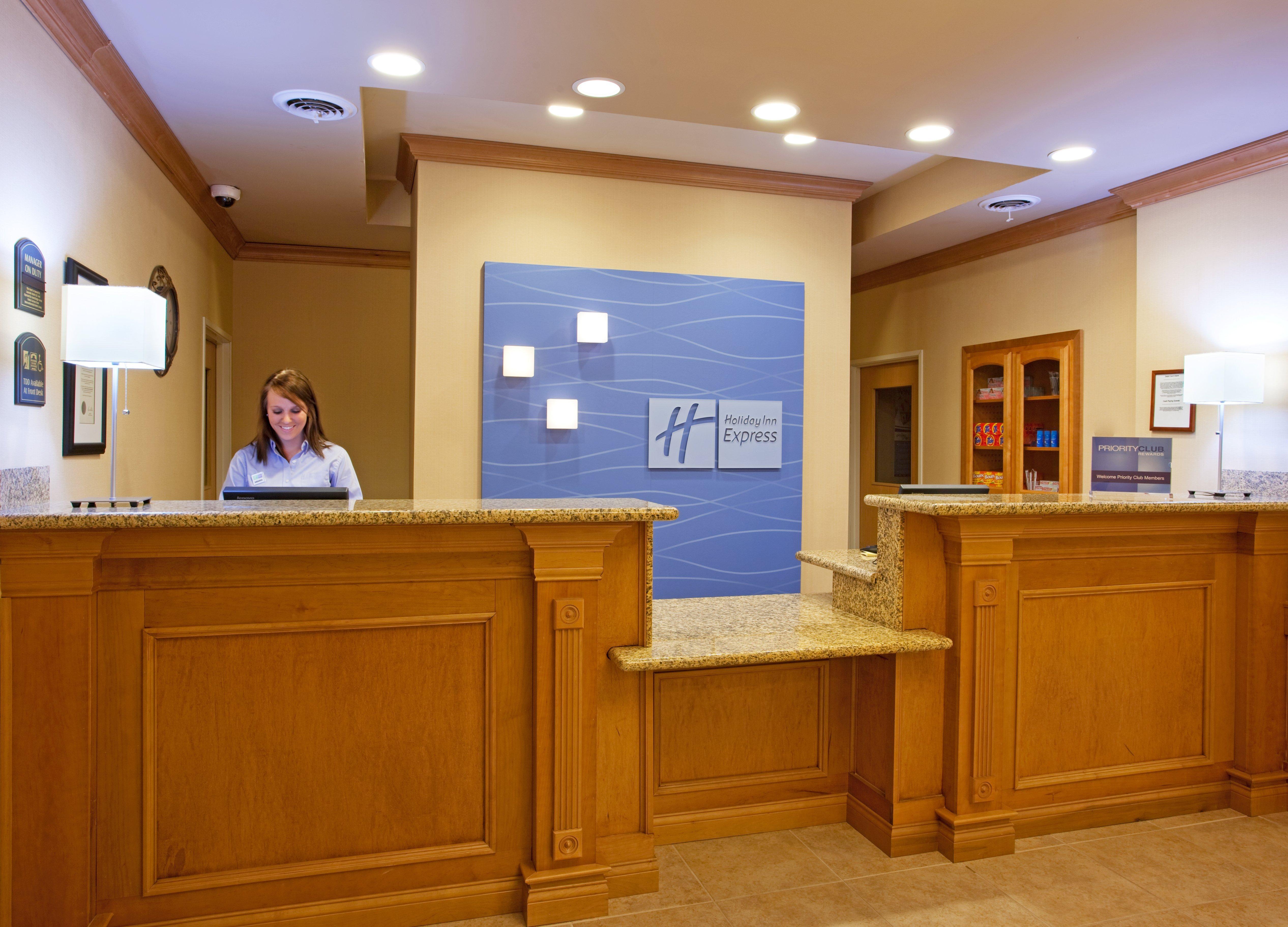 Holiday Inn Express Hotel & Suites Chesterfield - Selfridge Area By Ihg מראה חיצוני תמונה