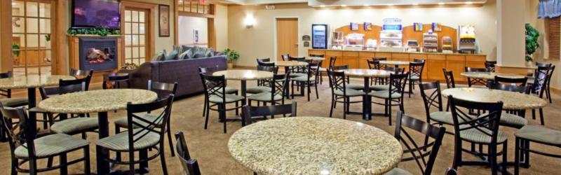 Holiday Inn Express Hotel & Suites Chesterfield - Selfridge Area By Ihg מראה חיצוני תמונה